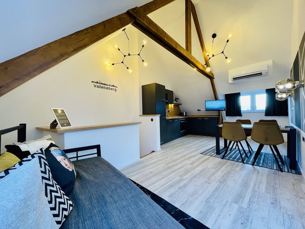 Family Apartment photo 1