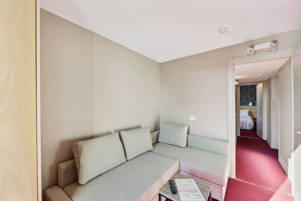 Premium Room, Balcony, Mountainside photo 1