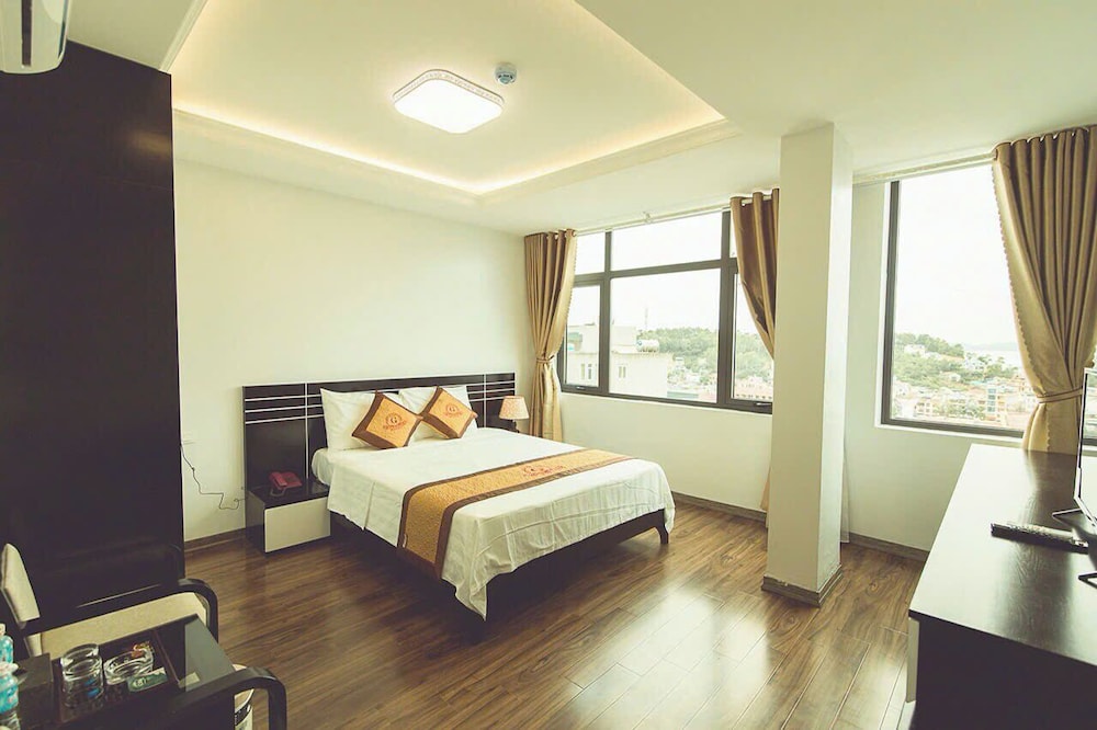 Deluxe Double Room, Beach View