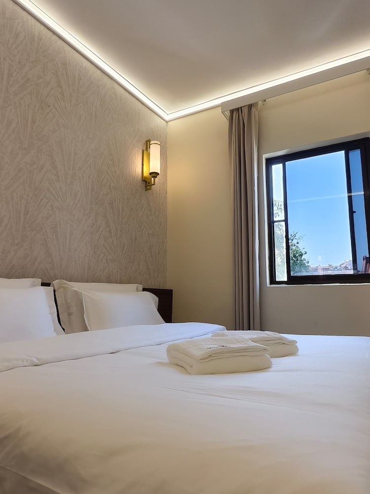 Standard Double Room, 1 Queen Bed, City View