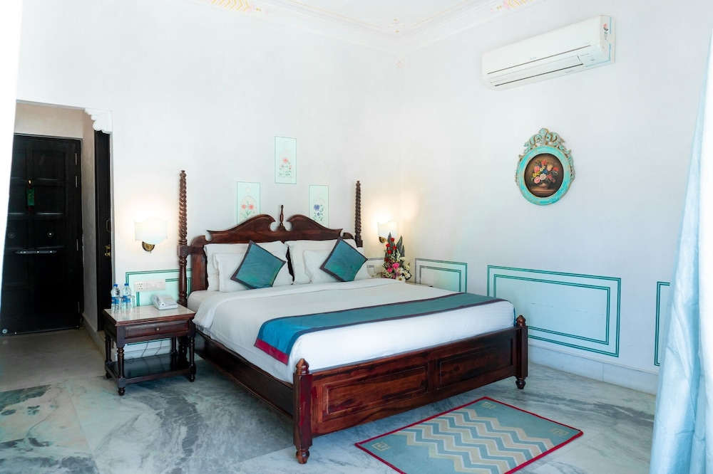 Premium Room - Photo 6