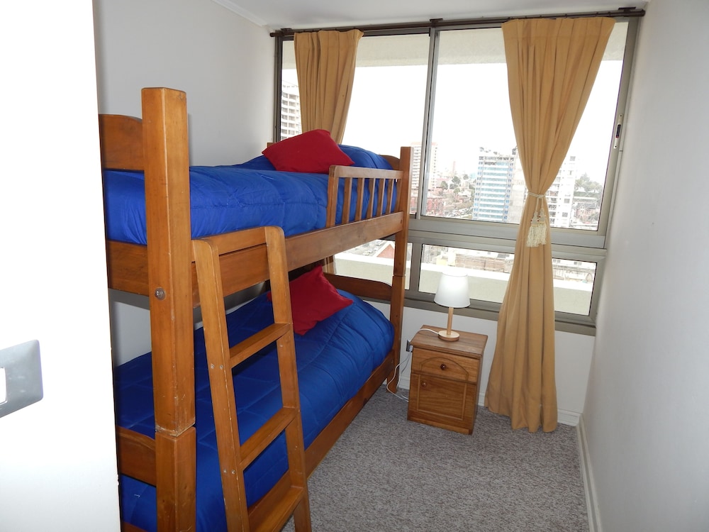 Family Apartment, 3 Bedrooms, 2 Bathrooms, Tower photo 2