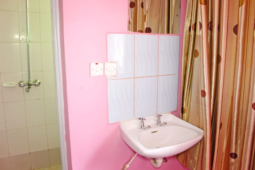 Standard Room photo 2