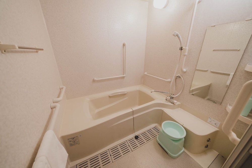 Basic Single Room photo 3
