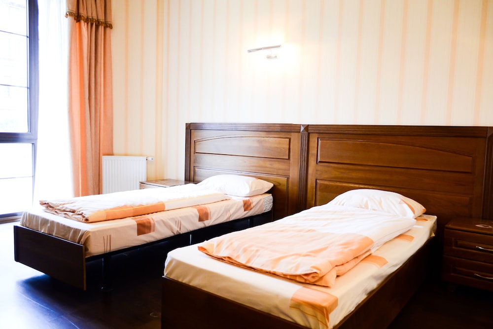 Standard Twin Room photo 1