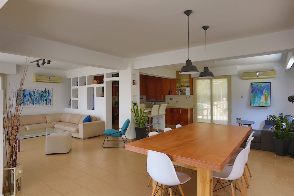 Premium Villa, 3 Bedrooms, Sea View, Sea Facing photo 2