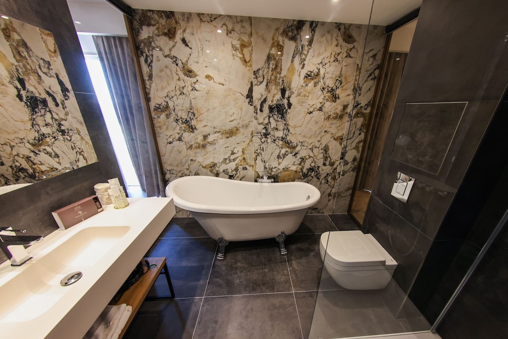 Honeymoon Double Room, Sea View - Photo 14