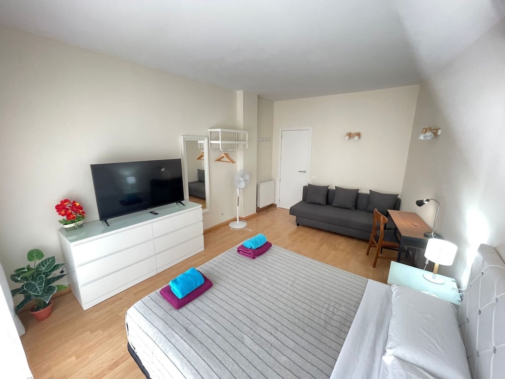 Triple Room, Shared Bathroom photo 3