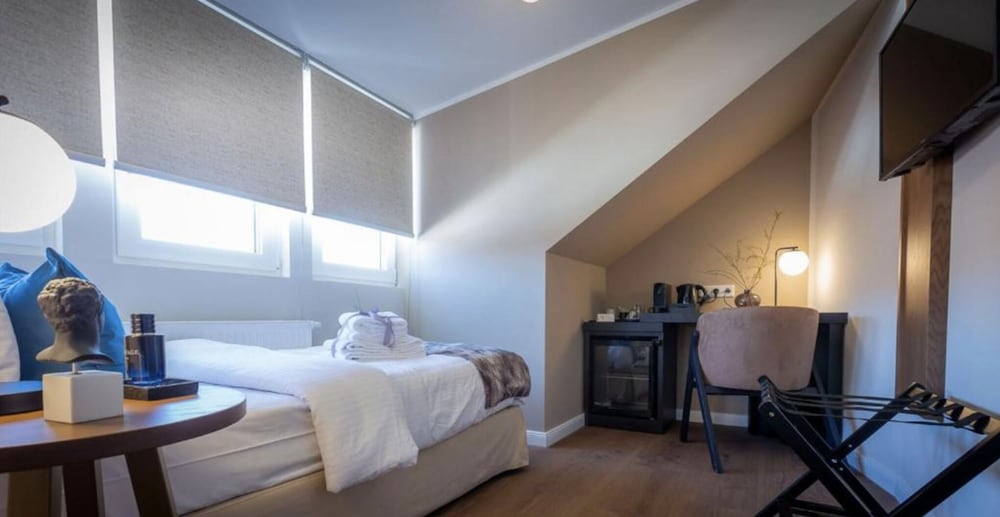 Comfort Single Room