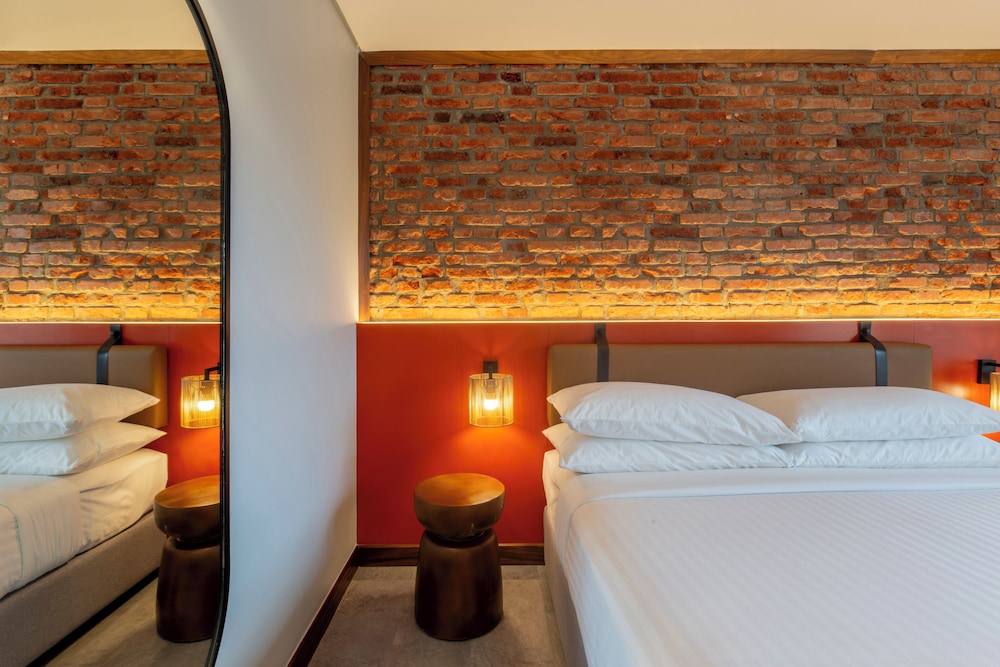 Superior Double Room, Balcony, City View photo 3