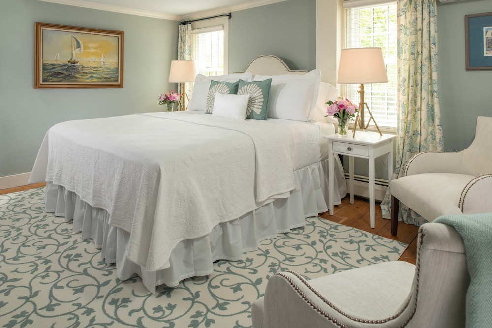 Salt Pond Room