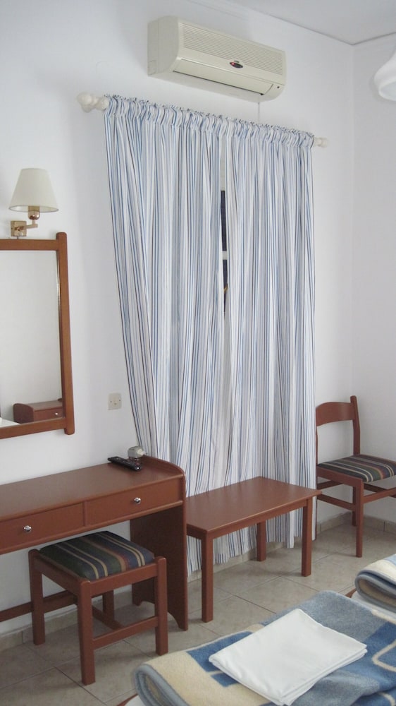 Family Apartment, 2 Bedrooms, Kitchenette, Sea View - Photo 18