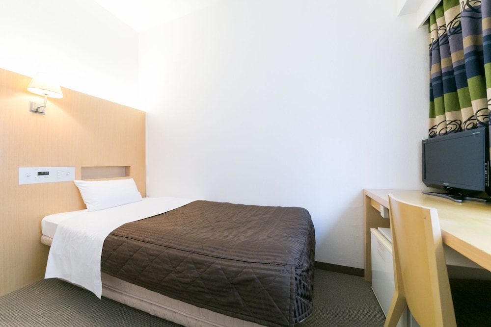 Single Room, 1 Twin Bed, Smoking photo 3