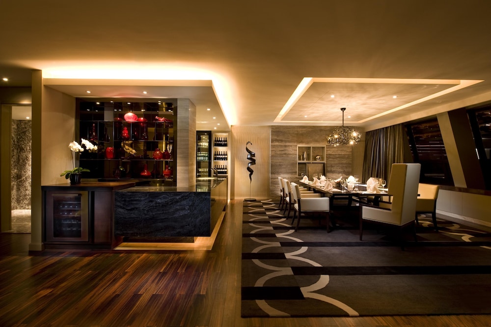 Penthouse - Photo 2
