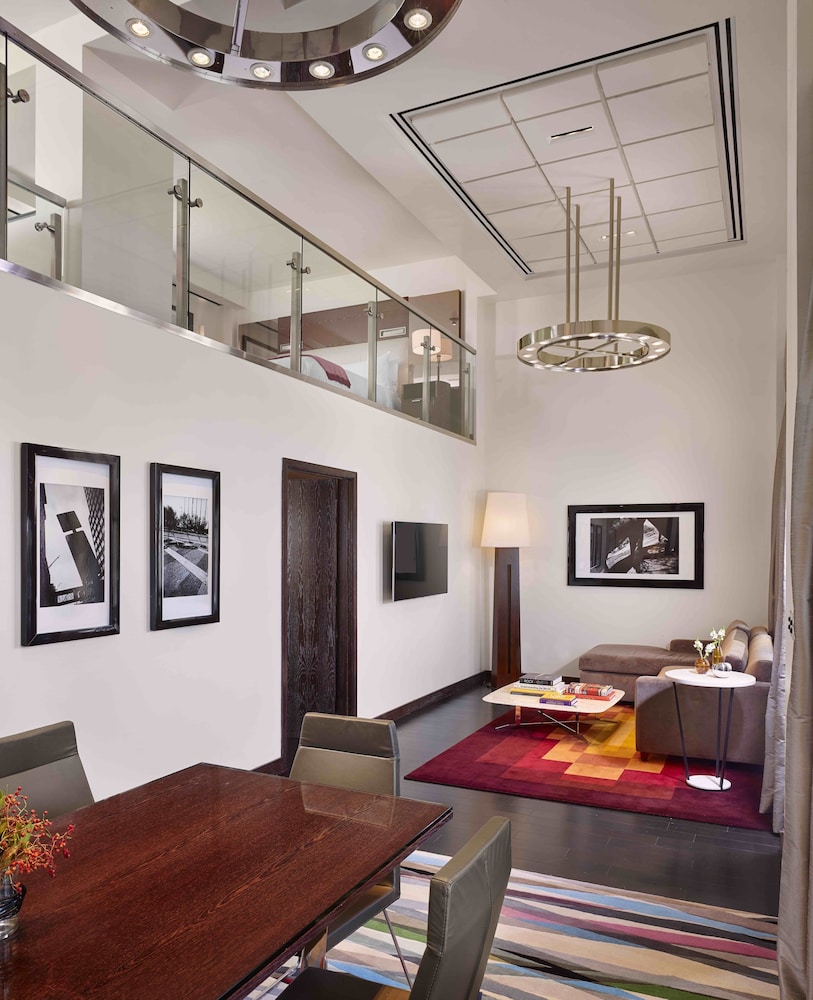 Deluxe Suite (Loft) - Photo 1