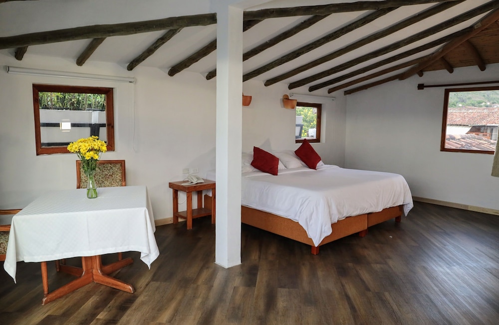 Junior Studio Suite, 1 Bedroom, Terrace photo 2