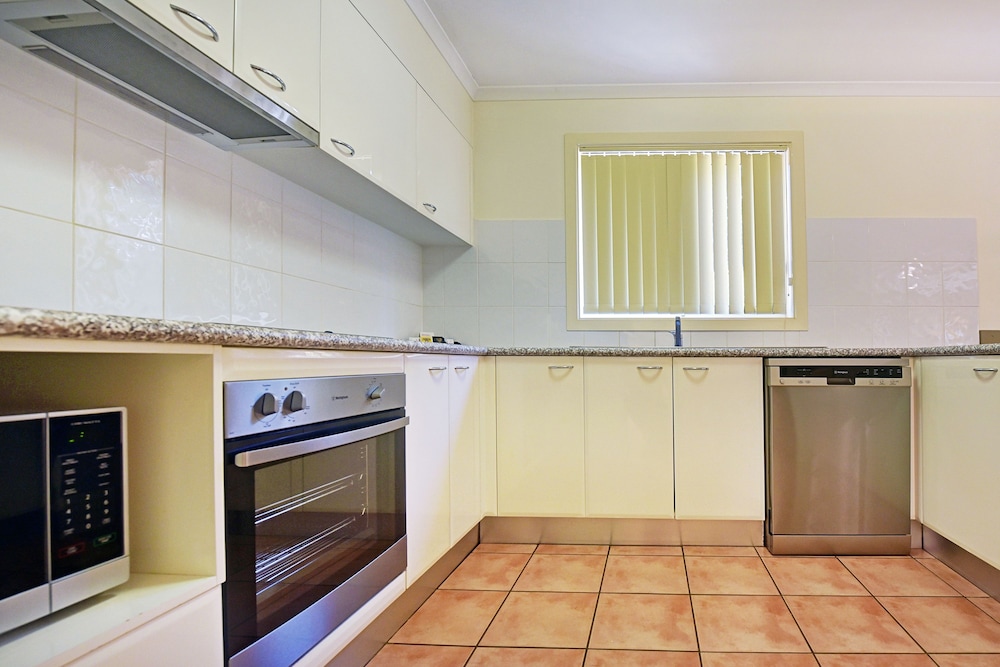 3 Bedroom Villa (Dual Key, Adjacent Rooms) - Photo 5