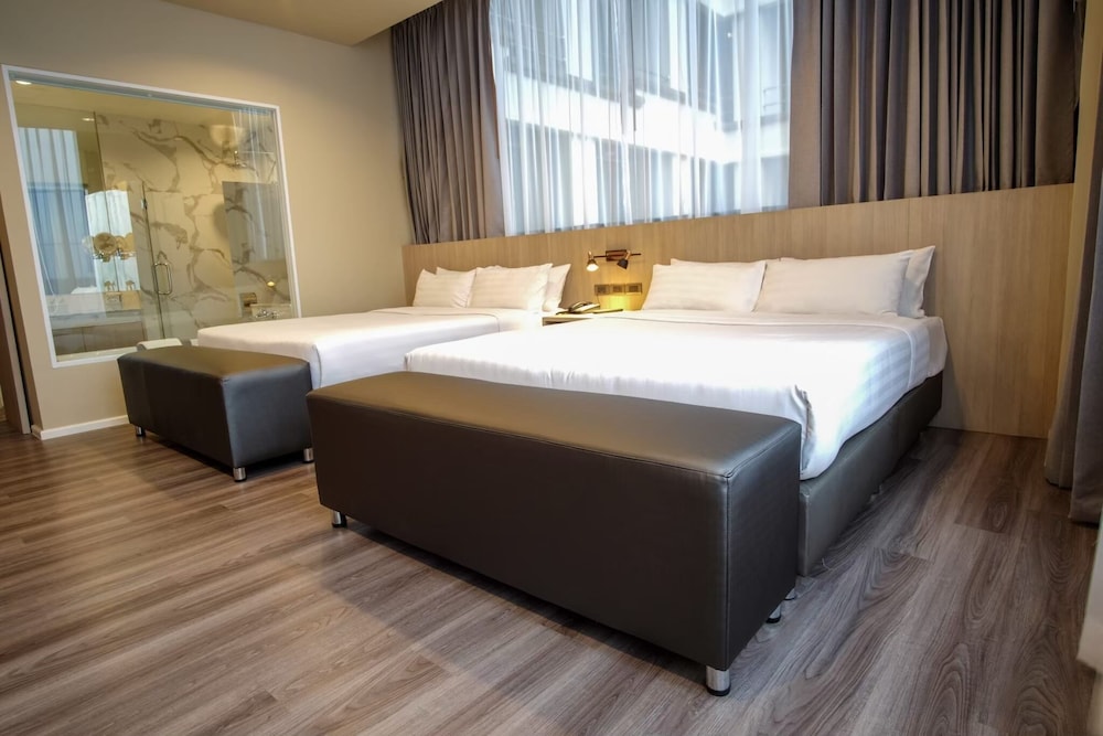Executive Double or Twin Room, 2 Queen Beds photo 2