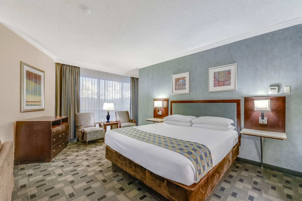 Remus Junior Suite 1 King - Photo 3
