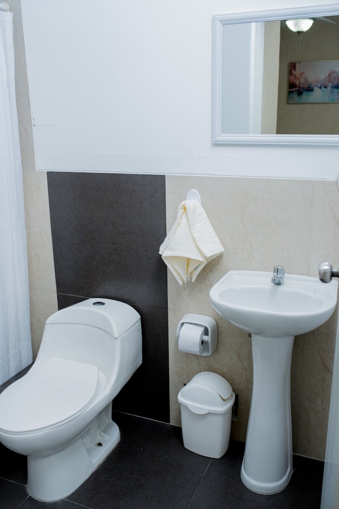 Exclusive Room, Private Bathroom photo 2
