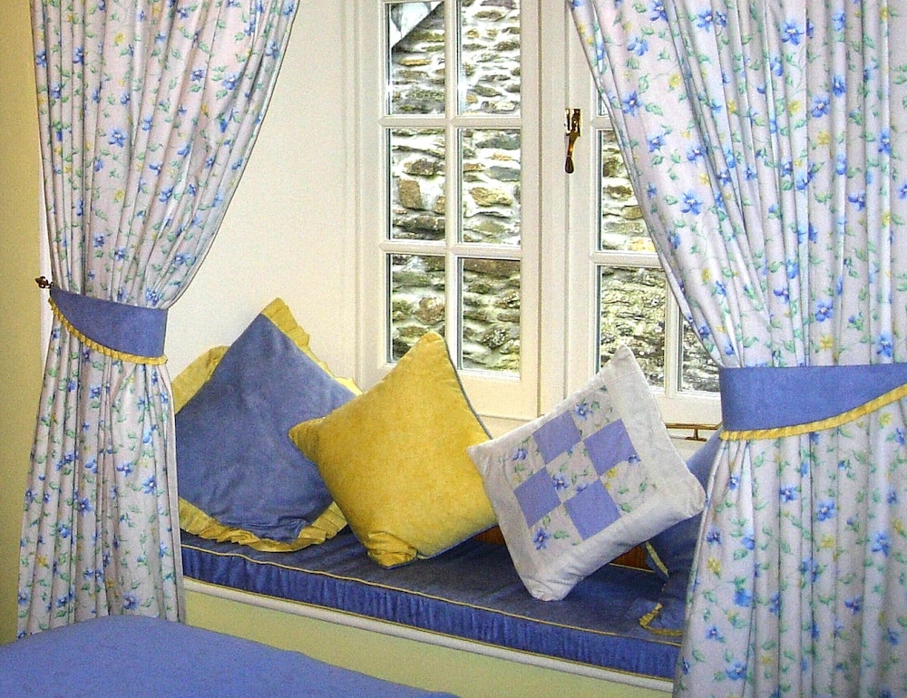 Double Room (Primrose) photo 2