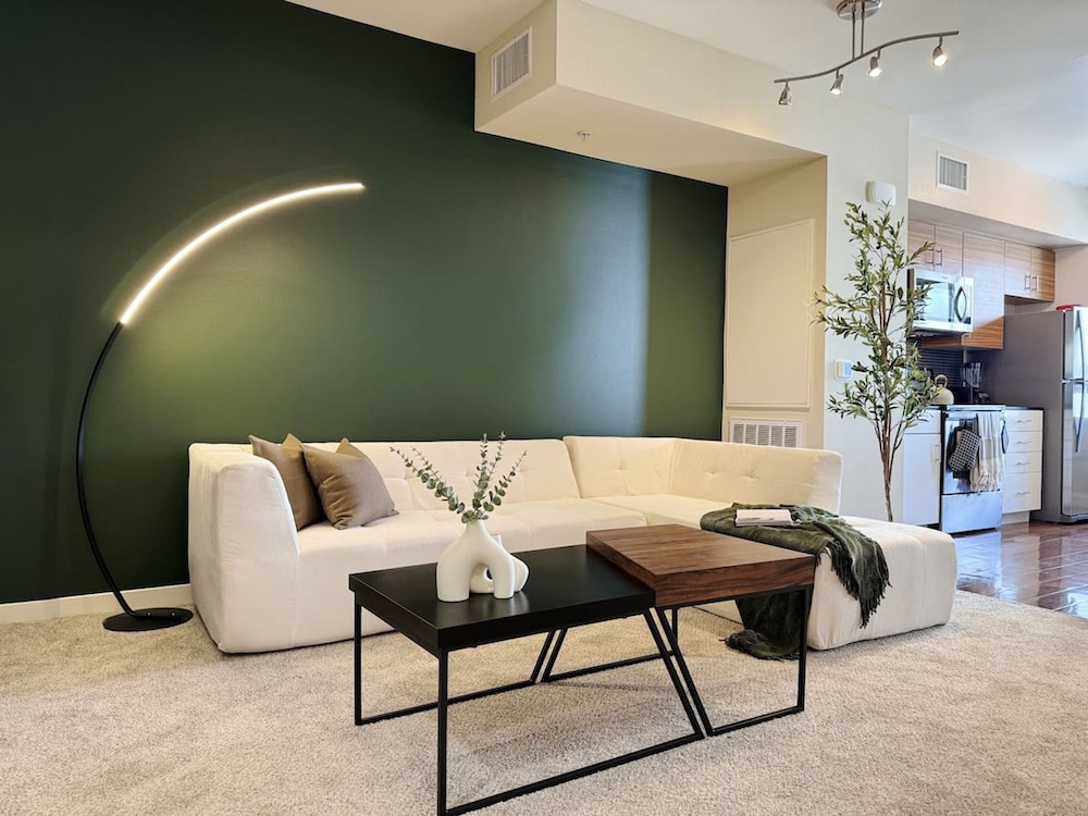 Stylish Retreat W Pool GYM Parking 10min to Cedars, Fotografia 48