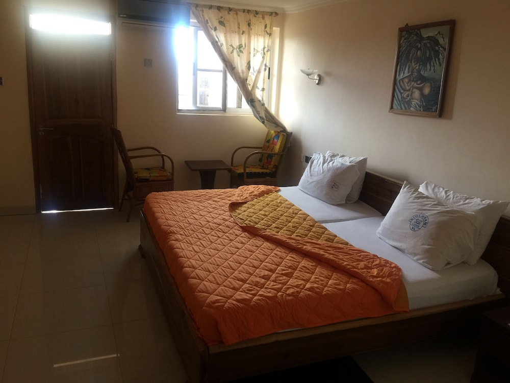 Double Room, 1 King Bed