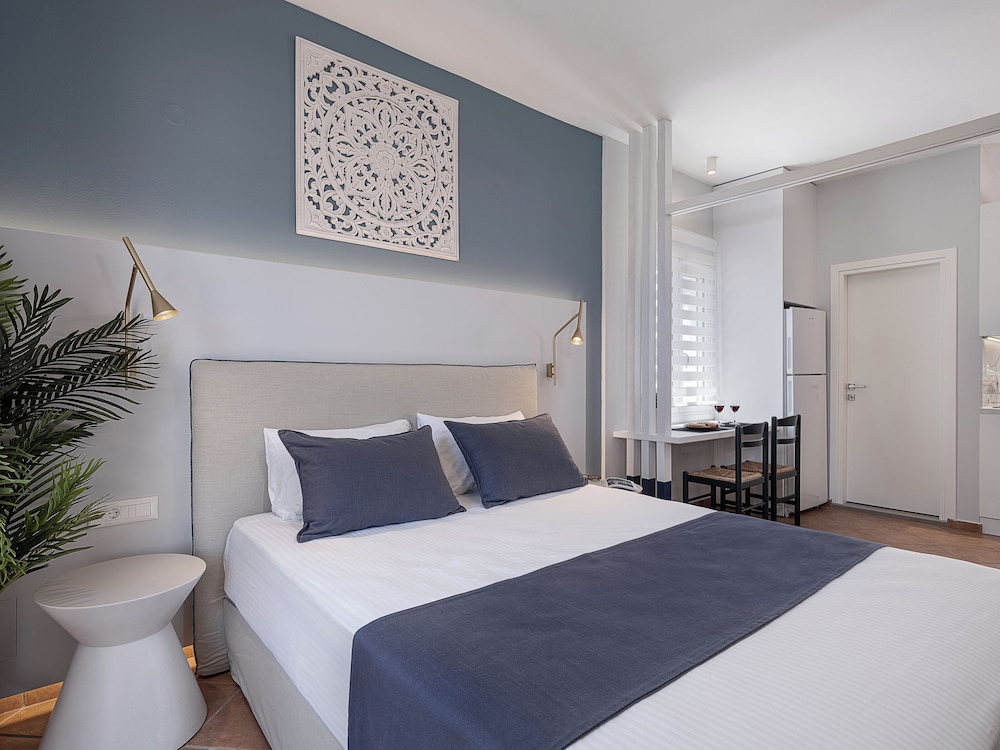 Luxury Studio, Non Smoking, Sea View photo 1