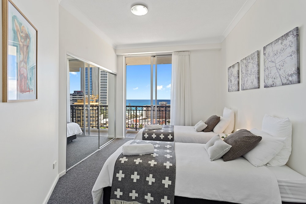 Two-Bedroom Apartment with Ocean View photo 1