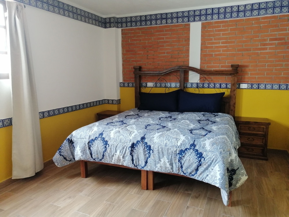 Family Room, 2 Bedrooms