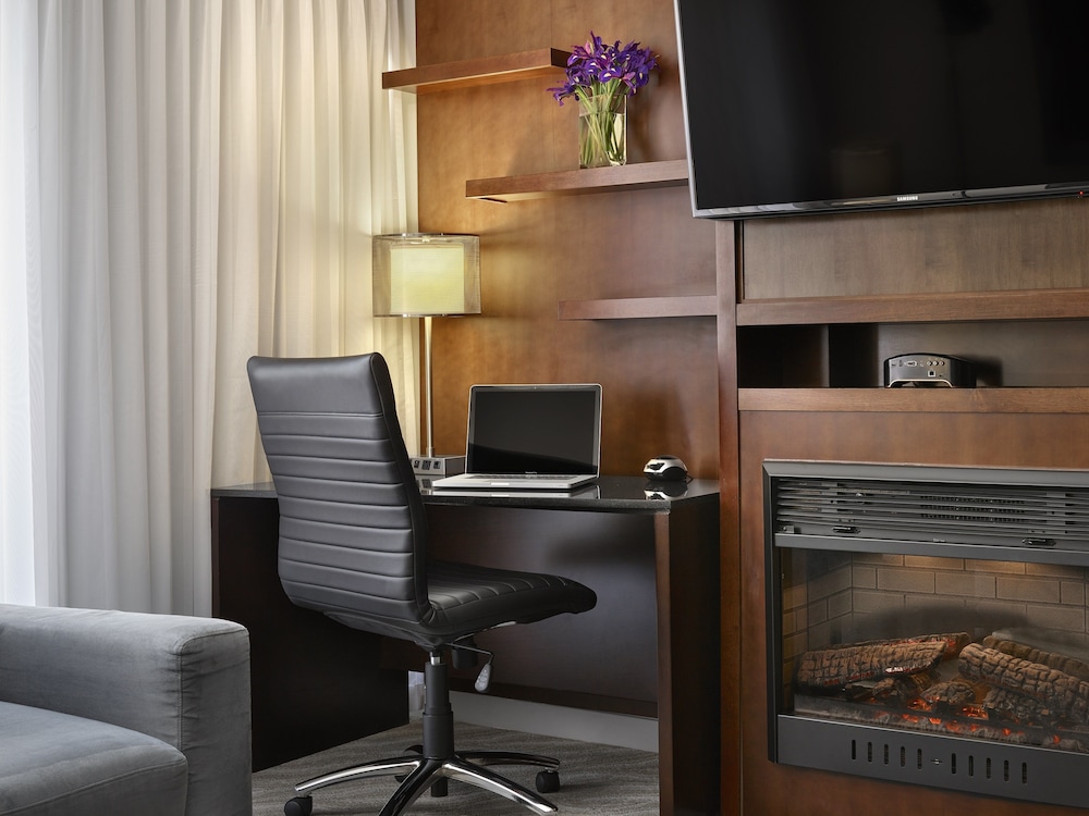 Junior Suite, 1 King Bed