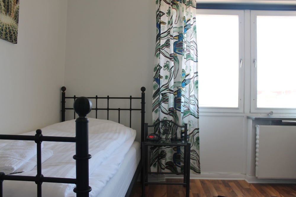 Single Room photo 2