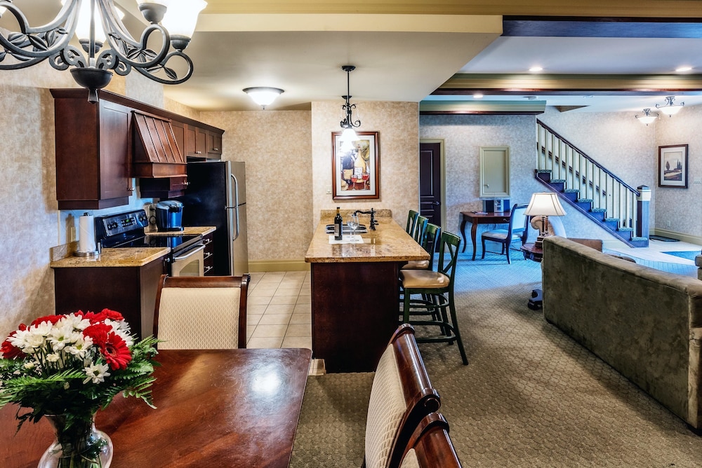 Deluxe Townhome, 2 Bedrooms photo 1