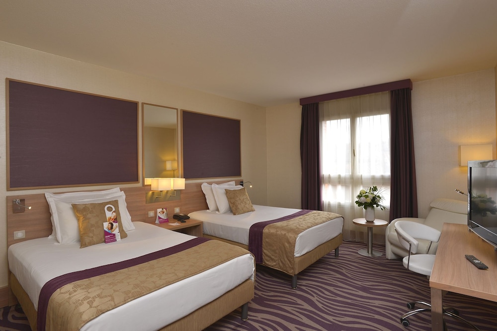 Premium Twin Room - Photo 1