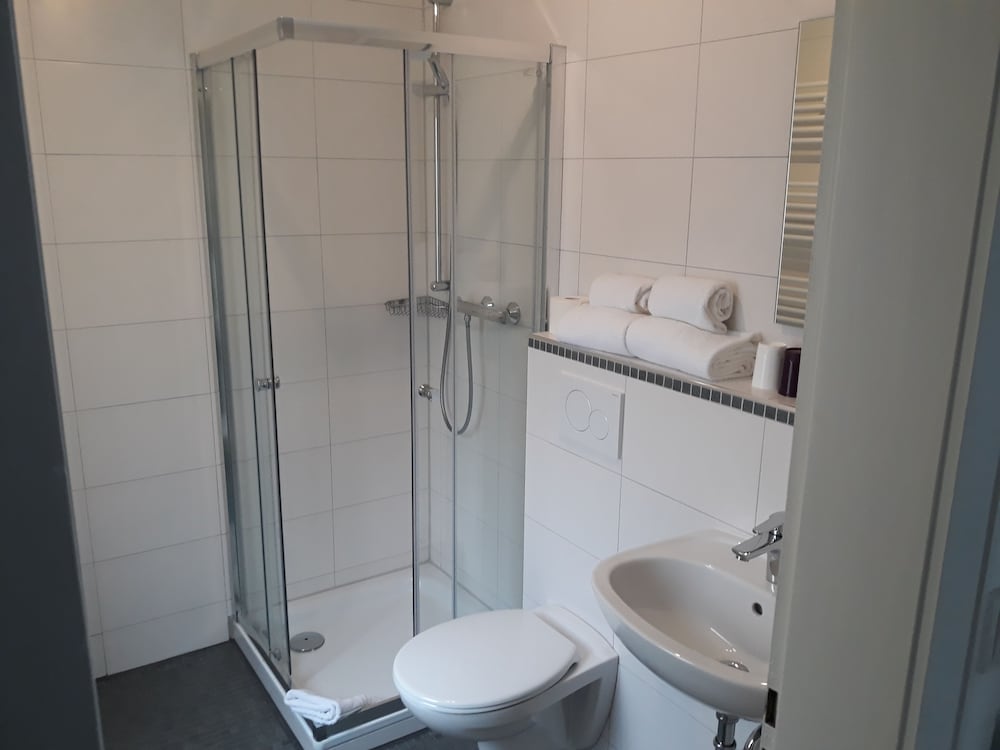 Standard Room, Multiple Beds, City View (5er) photo 2