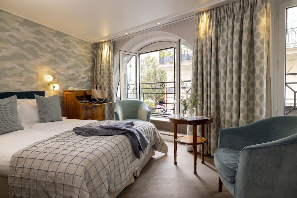 Superior Double or Twin Room photo 1