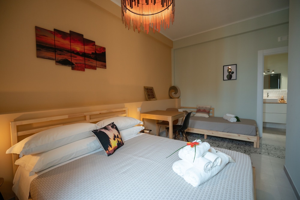 Standard Quadruple Room (Kalahari) photo 1