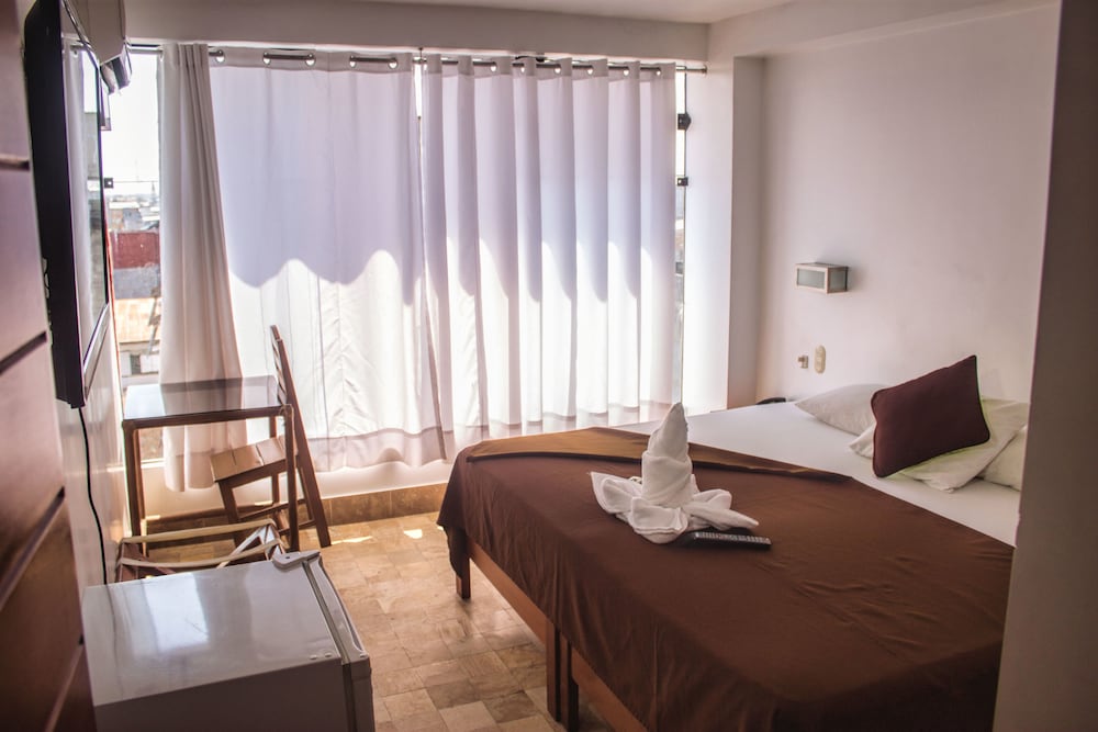 Comfort Single Room, 1 King Bed, Accessible photo 3