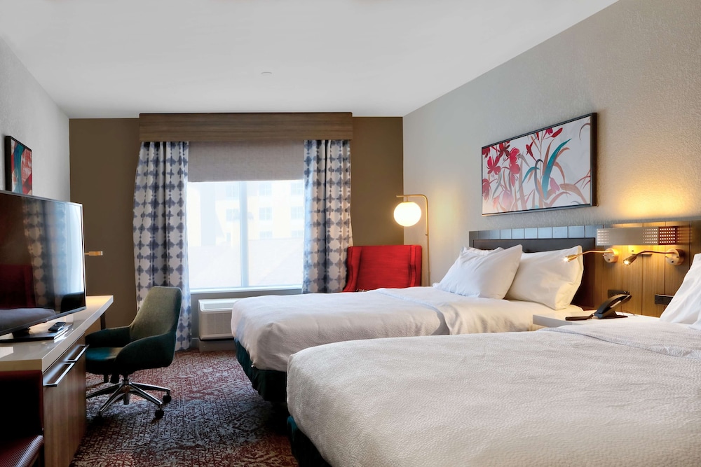 Room, 2 Queen Beds - Photo 1