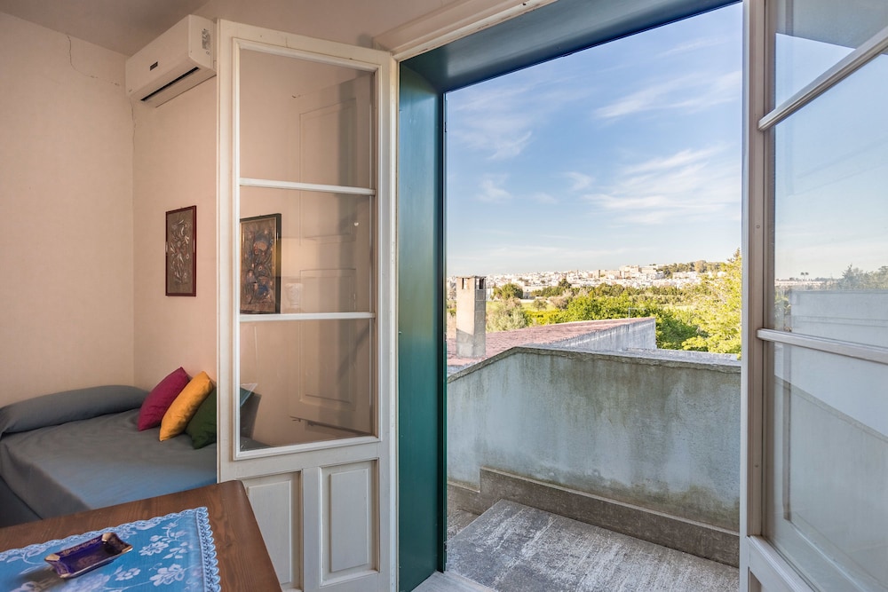 Triple Room, Pool Access photo 2