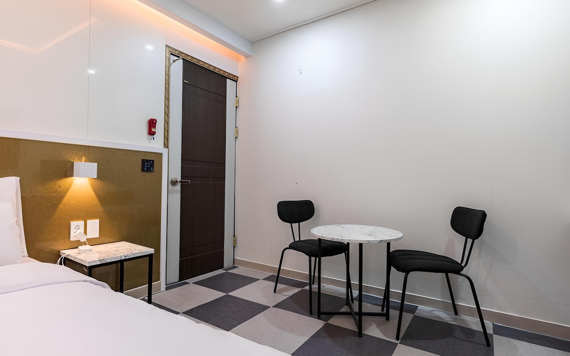 Room (Deluxe (baggable) (high-end no-hard P) - Photo 7