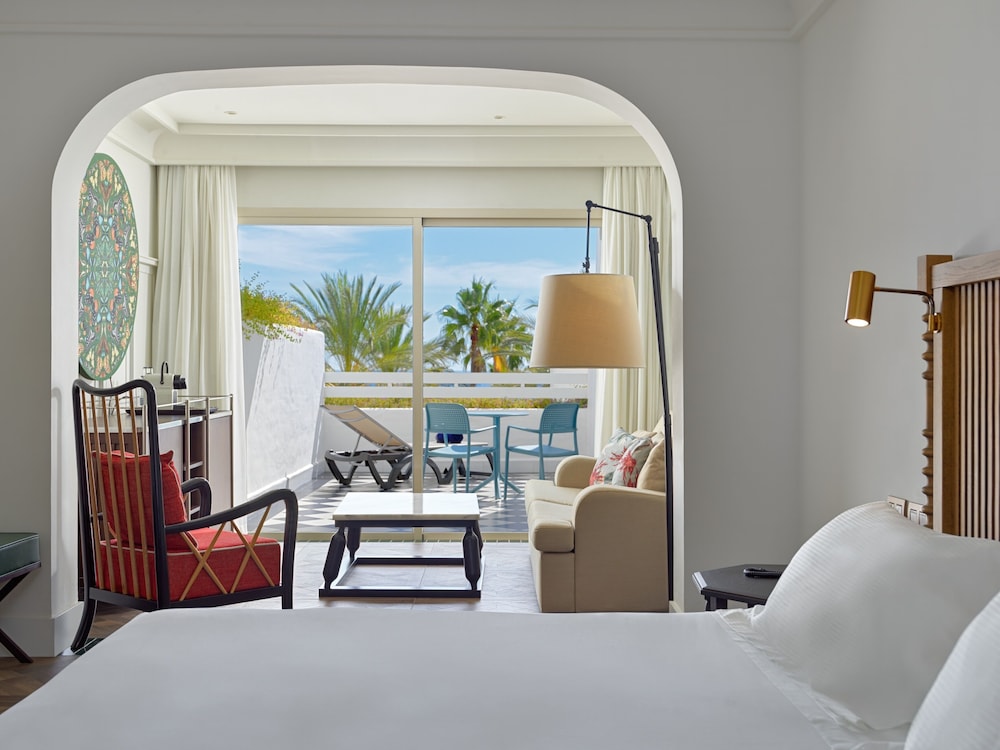 Ocean Junior Suite (3 adults) - Photo 2