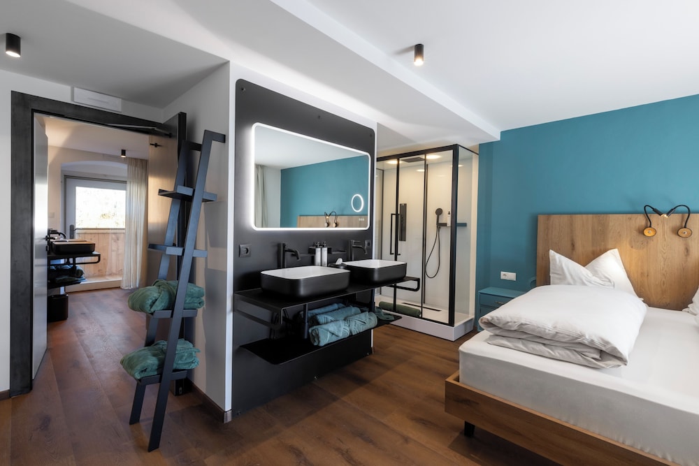 Deluxe Suite, Garden View photo 1