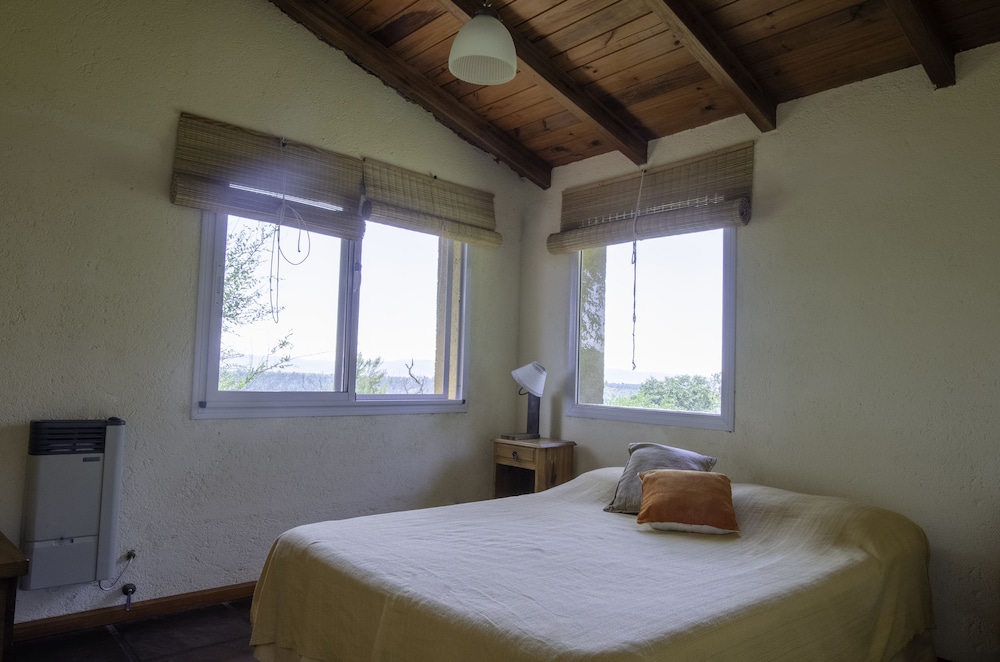 Standard Cabin, 1 Bedroom, Mountain View (Alelies) photo 2