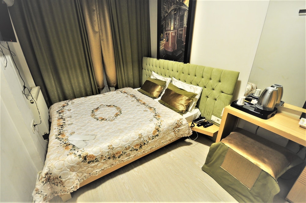 Standard Double Room photo 3