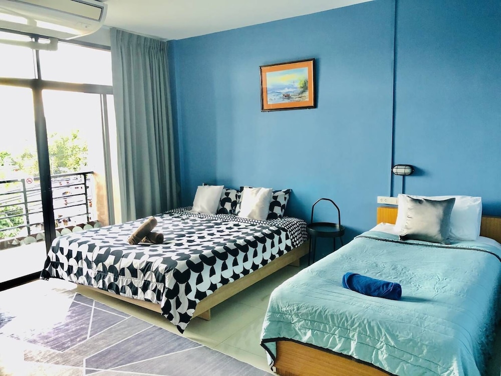 Superior Triple Room photo 3