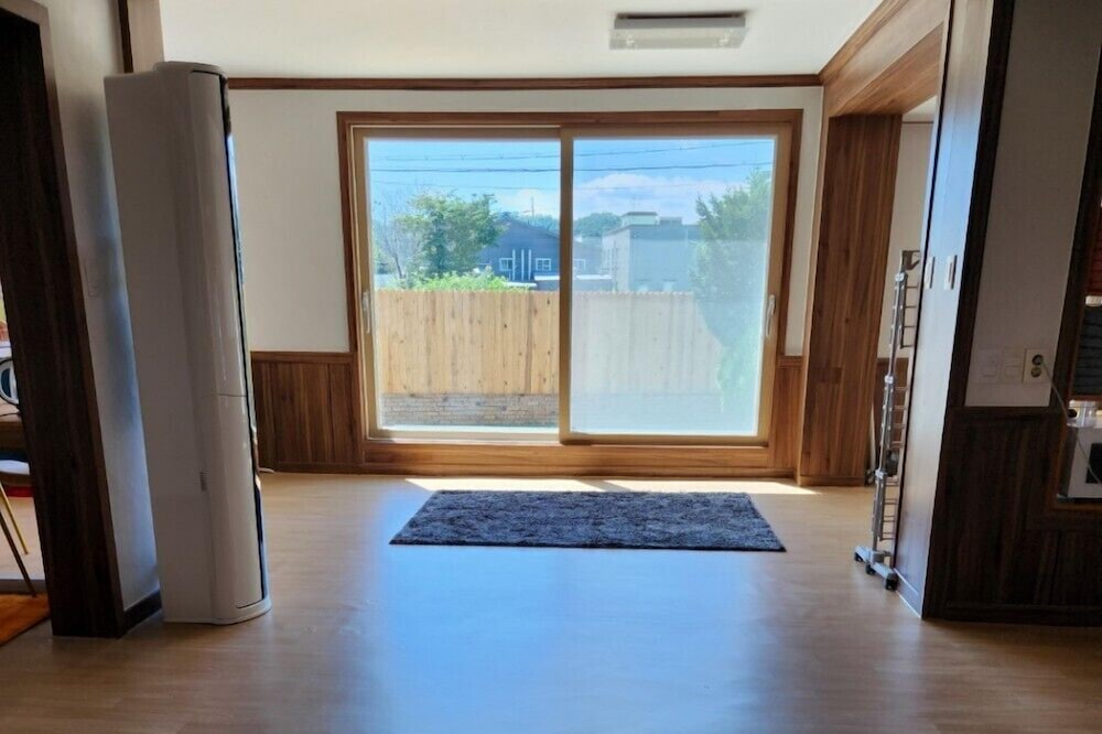 Room (private house) photo 3