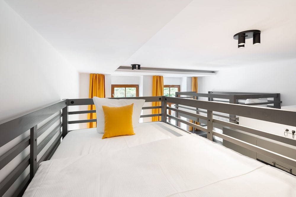 Junior Apartment