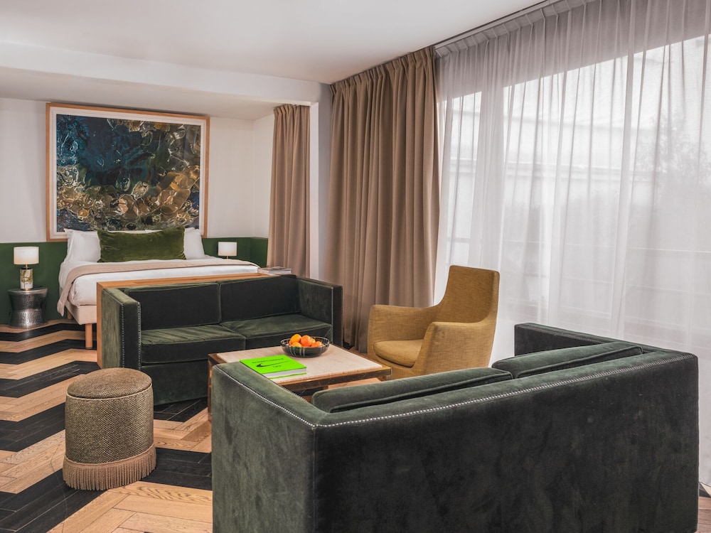 Junior Suite