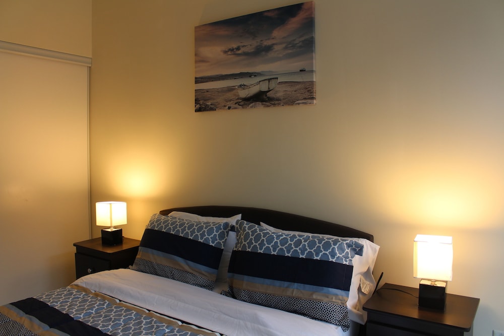 Luxury Condo, 1 Bedroom, Balcony, City View
